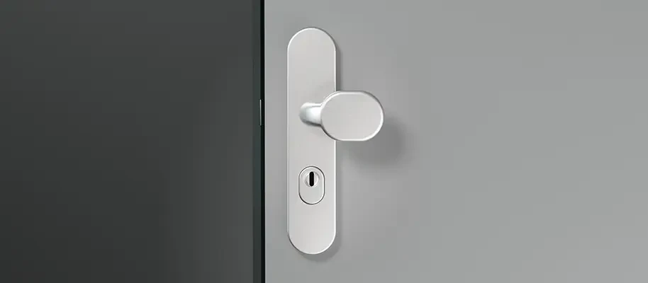 Okovi za ulazna vrata i zaštitne garniture okova