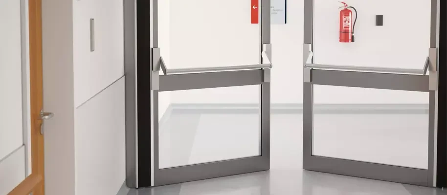 Zaščita prstov na panik vratih